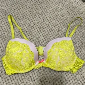 Victoria secret push up bra